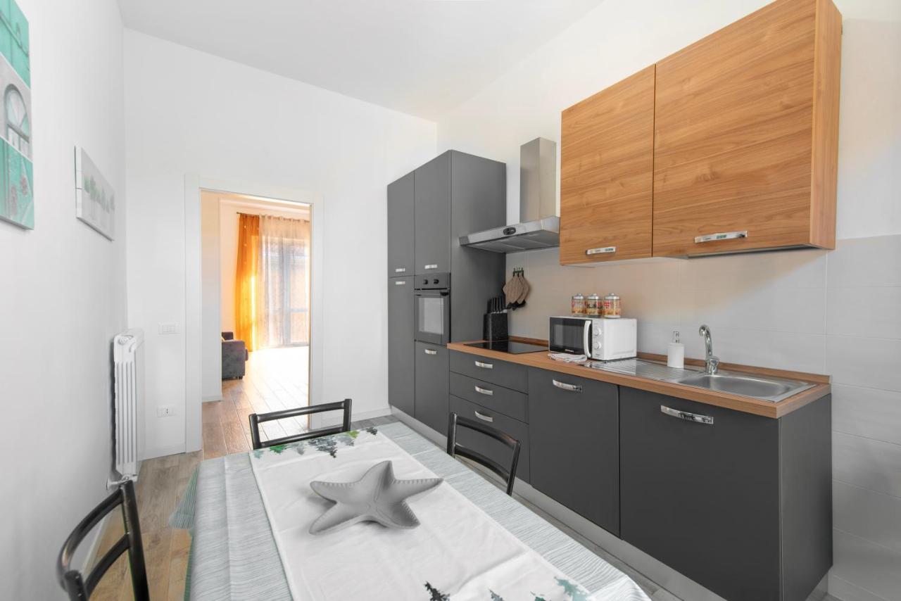 Piombino Apartments - Casa Collodi Buitenkant foto